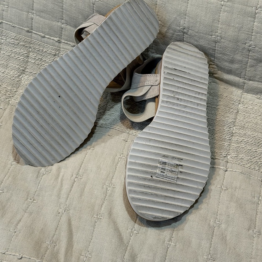 New Skechers Bobs Desert Kiss Women's Size 6.5 Excellent Condition - Picture 6 of 6